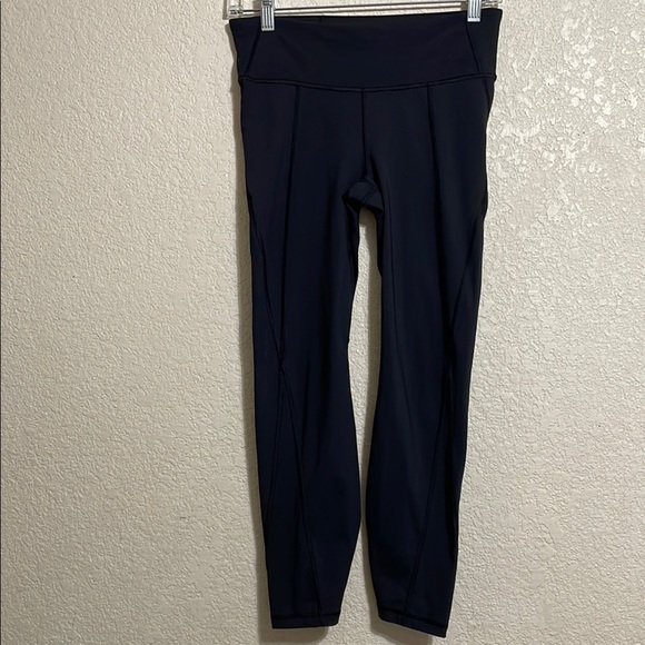 GapFit Sculp Compression activewear - Picture 1 of 3